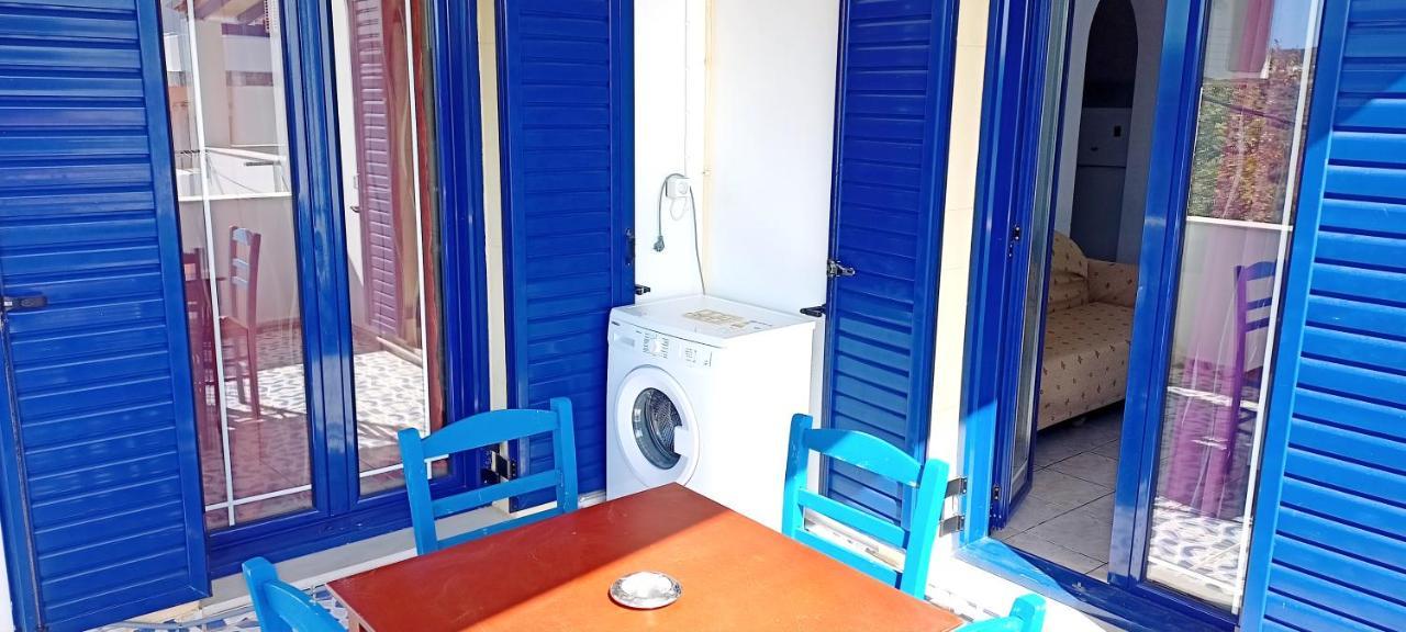 Theofilos Appartements Livadi  エクステリア 写真